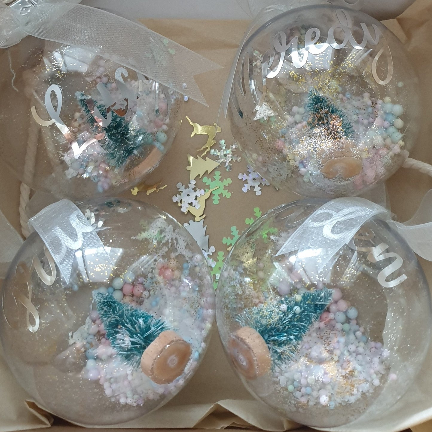 Winter in Wonderland Christmas baubles